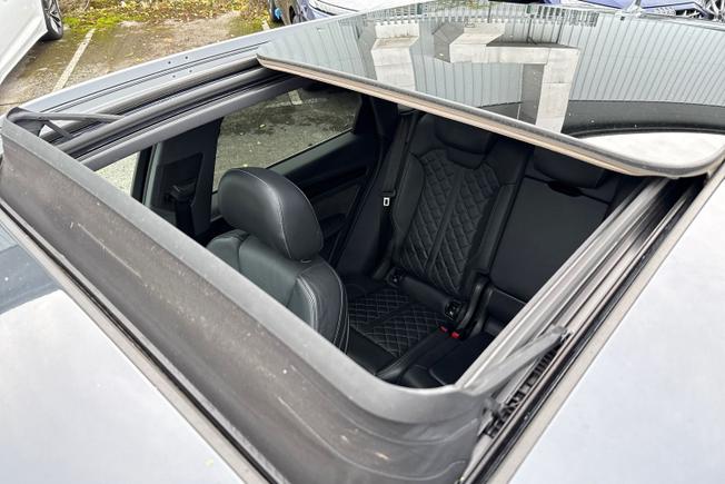 AUDI SQ5 Photo 26