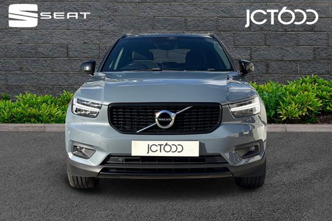 VOLVO Xc40 Photo 8