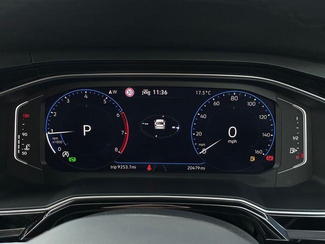 VOLKSWAGEN Polo Photo 15