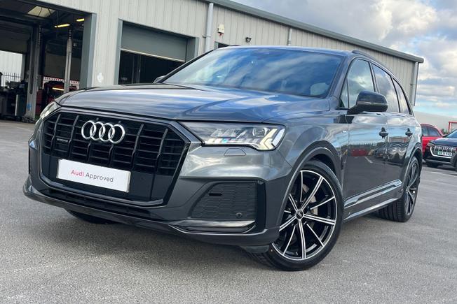 AUDI Q7 Photo 30