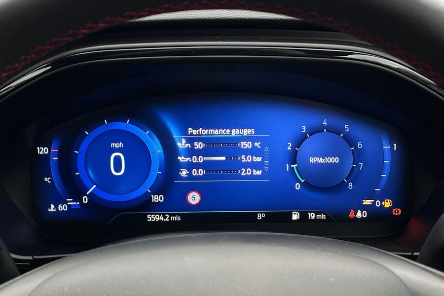Ford Focus Photo autoimg-c40896d6f2d78c2f1135bdd5ccfaba51f110ab54.jpg