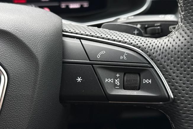 Audi SQ7 Photo 17