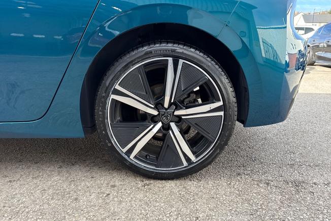 PEUGEOT 308 Photo 24