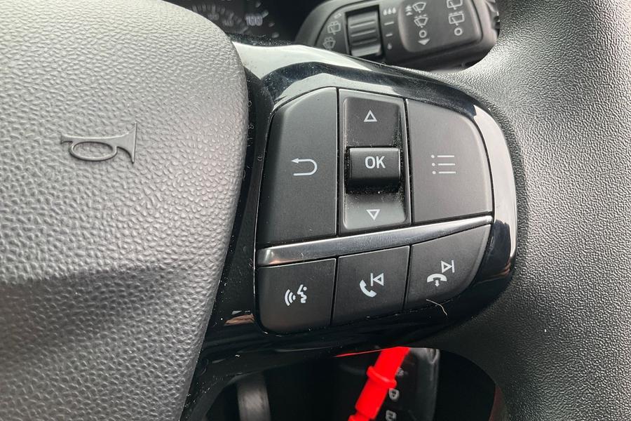 Ford FIESTA Photo autoimg-c40f58da2d24d62abc24ad98e5399ee981b317ca.jpg