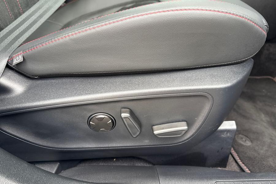 Ford KUGA Photo autoimg-c40f75af7fce33e8cdf0ef20227a8dc62e244a17.jpg