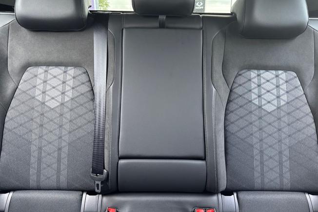 Volkswagen Golf Photo 39