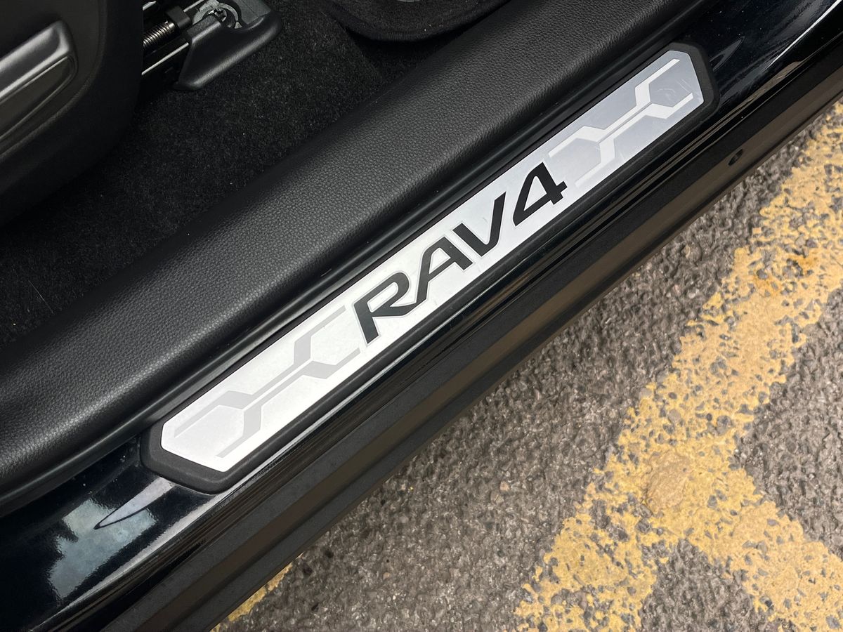 Toyota RAV4 Photo 29