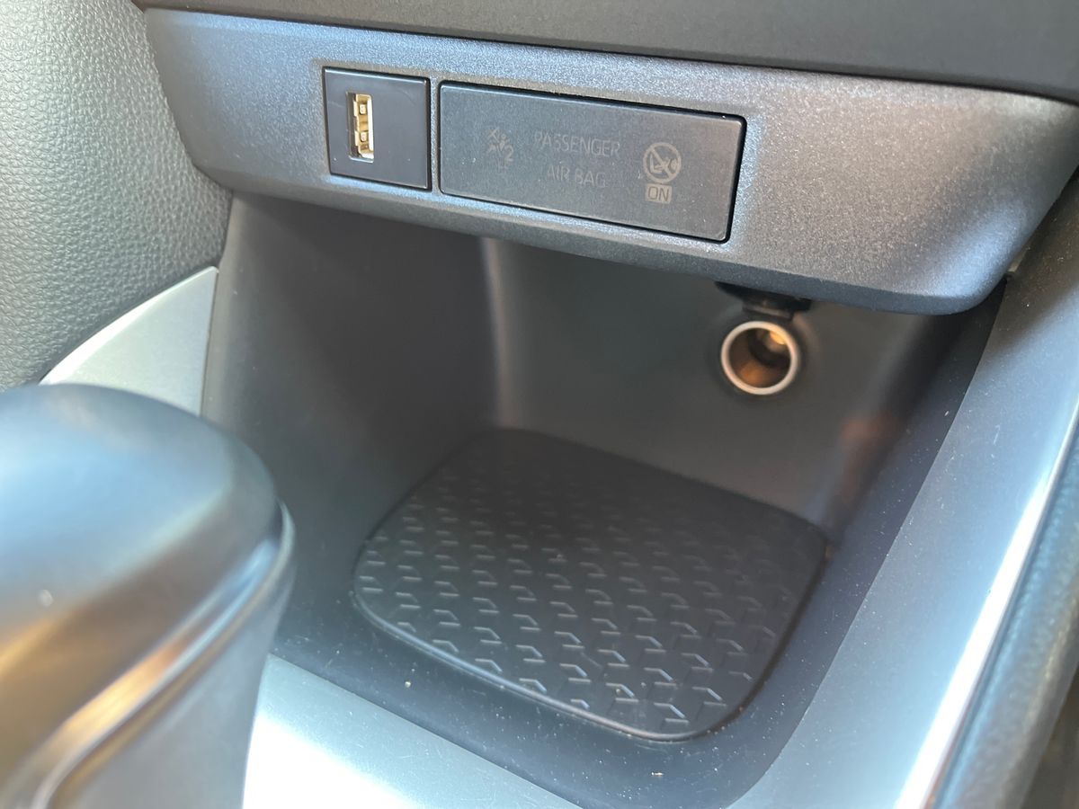 Toyota Yaris Photo 36
