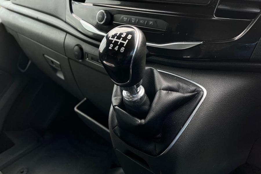 Ford TRANSIT Photo autoimg-c4132cd3992aab7affd633e2afe17c21df1c133c.jpg