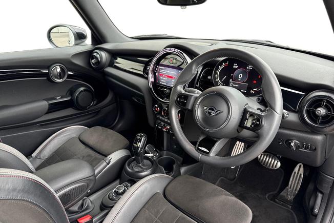 MINI Convertible Photo 6