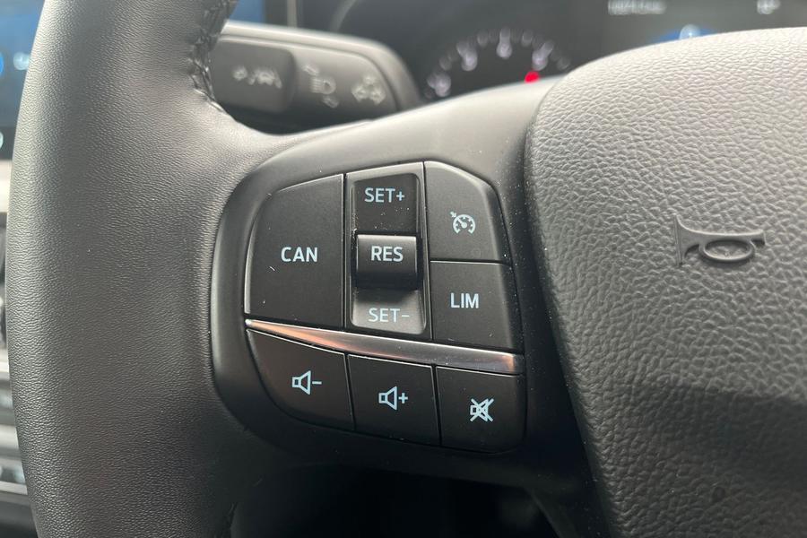 Ford Focus Photo autoimg-c415075f1f63f6e0de632e21440b5eee4af66de2.jpg