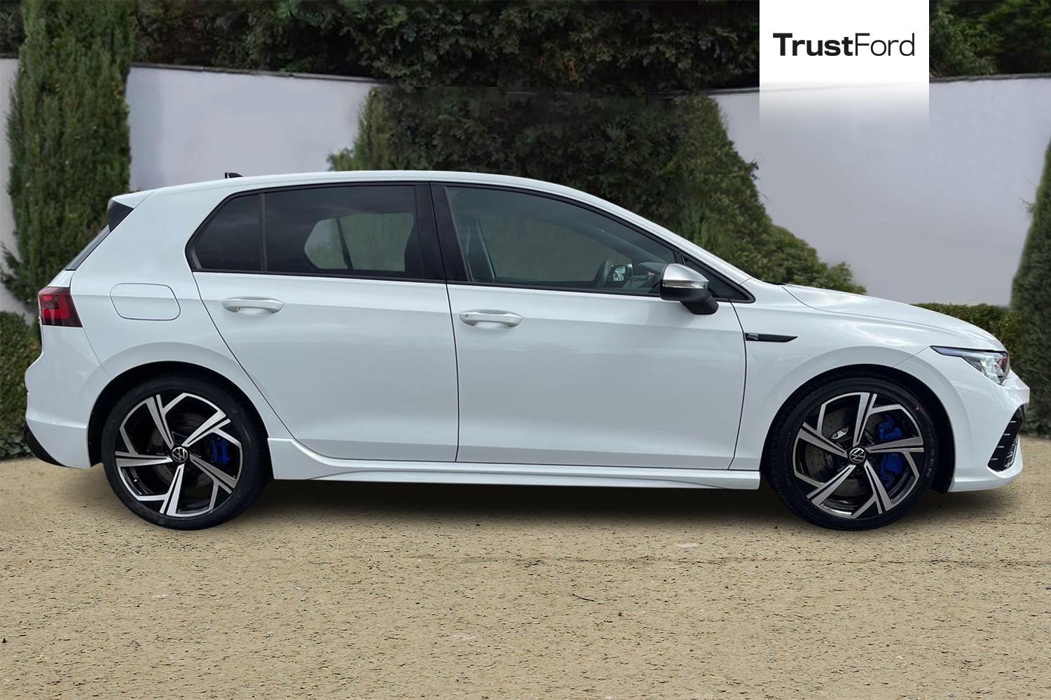 Volkswagen Golf Photo 2