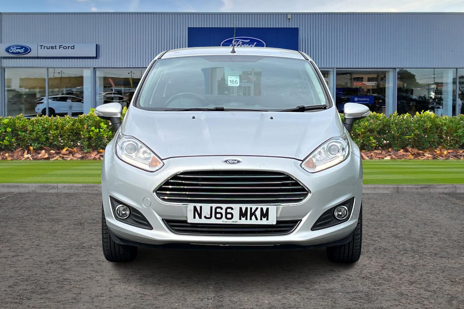 Ford FIESTA Photo 5