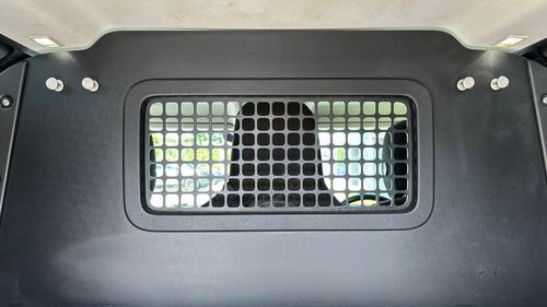 Land Rover Defender Photo autoimg-c418ff4aa131d8c769c42d757e4611003e292fdf.jpg