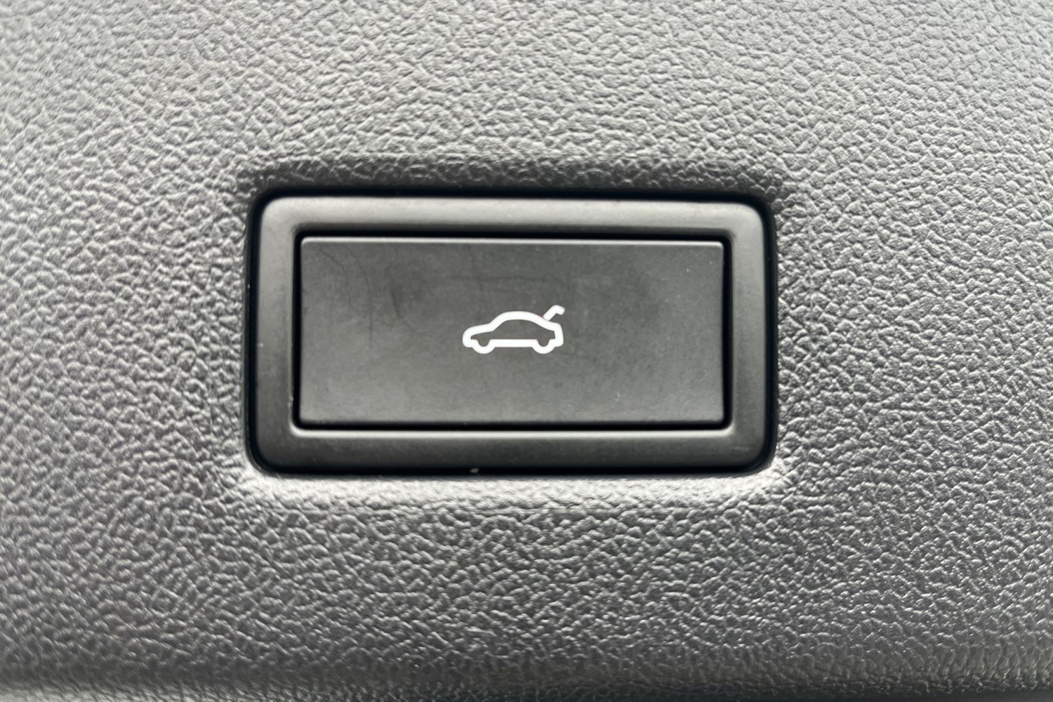 Ford Explorer Photo 22