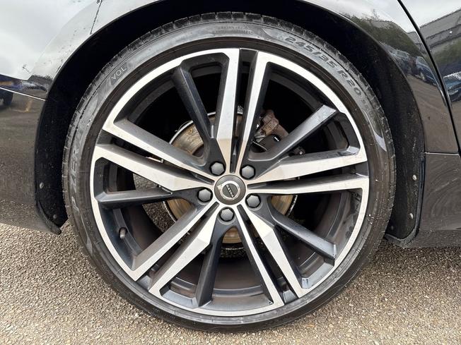 Volvo V60 Photo 38