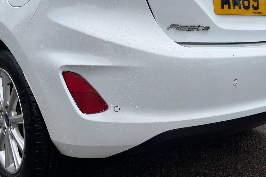 Ford FIESTA Photo autoimg-c41e60f5f7a79a831231a7005193cd7efc7c0d4e.jpg