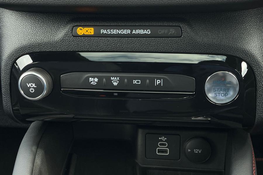 Ford Kuga Photo autoimg-c4216787e37b2588645ecae031454af21021a9b8.jpg
