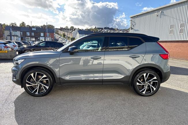 VOLVO Xc40 Photo 25