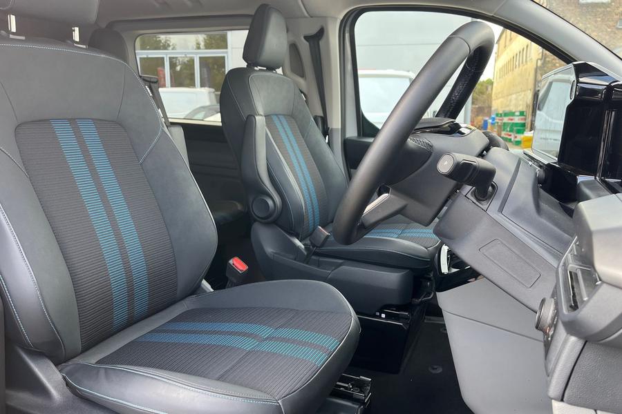 Ford TRANSIT CUSTOM Photo autoimg-c42d71c588de68efcc80e19cc9cee7184d5efd0c.jpg