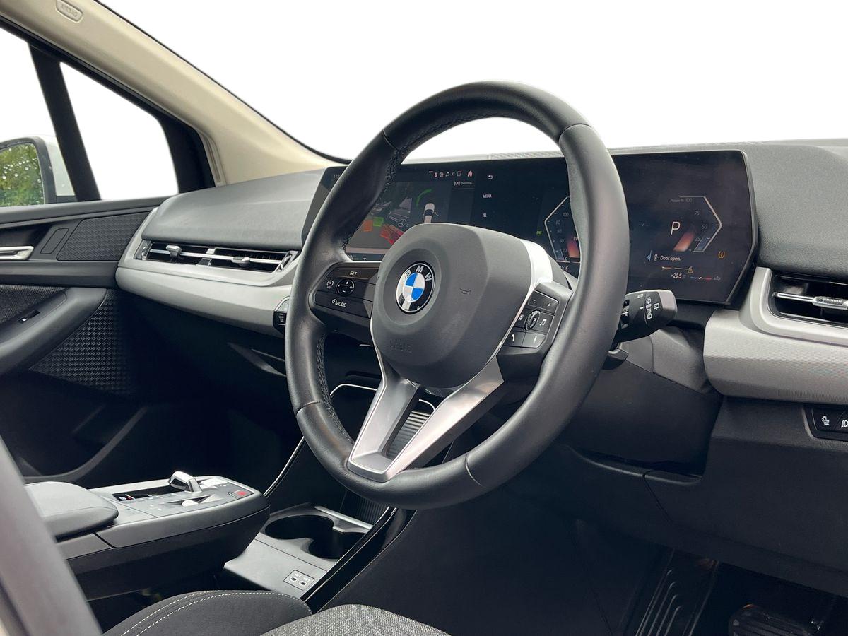 BMW 2 Series Active Tourer Photo 19