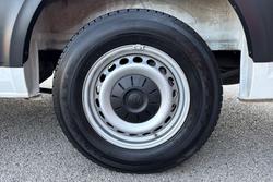 VOLKSWAGEN Crafter Photo 5