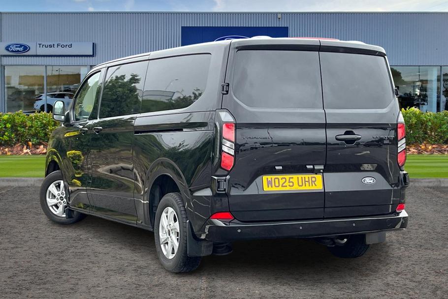 Used Ford TRANSIT CUSTOM WO25UHR 2
