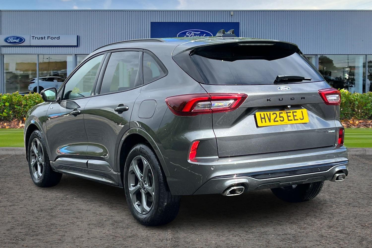 Ford KUGA Photo 1