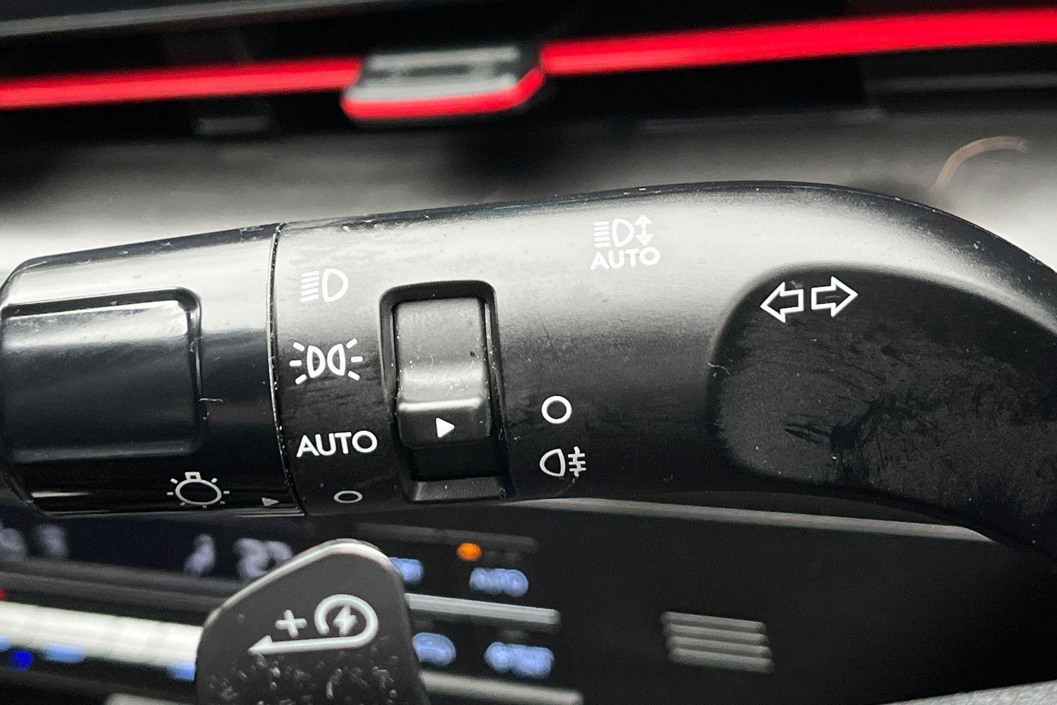 Hyundai Kona Photo 13