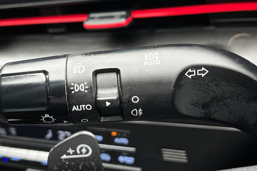 Hyundai Kona Photo autoimg-c439ab06002943b8650f9c00d7bb6a179be939fe.jpg