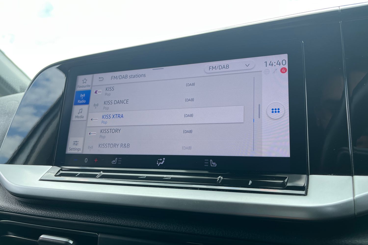 Ford TOURNEO CONNECT Photo 25