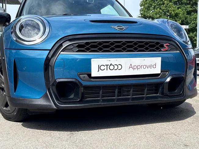 MINI Hatch Photo 23