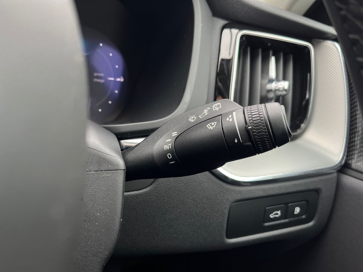 Volvo XC60 Photo 38