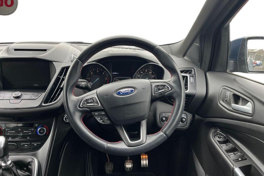 Ford KUGA Photo autoimg-c448c55ef8f254211a004fbb2deaebd372b0db01.jpg