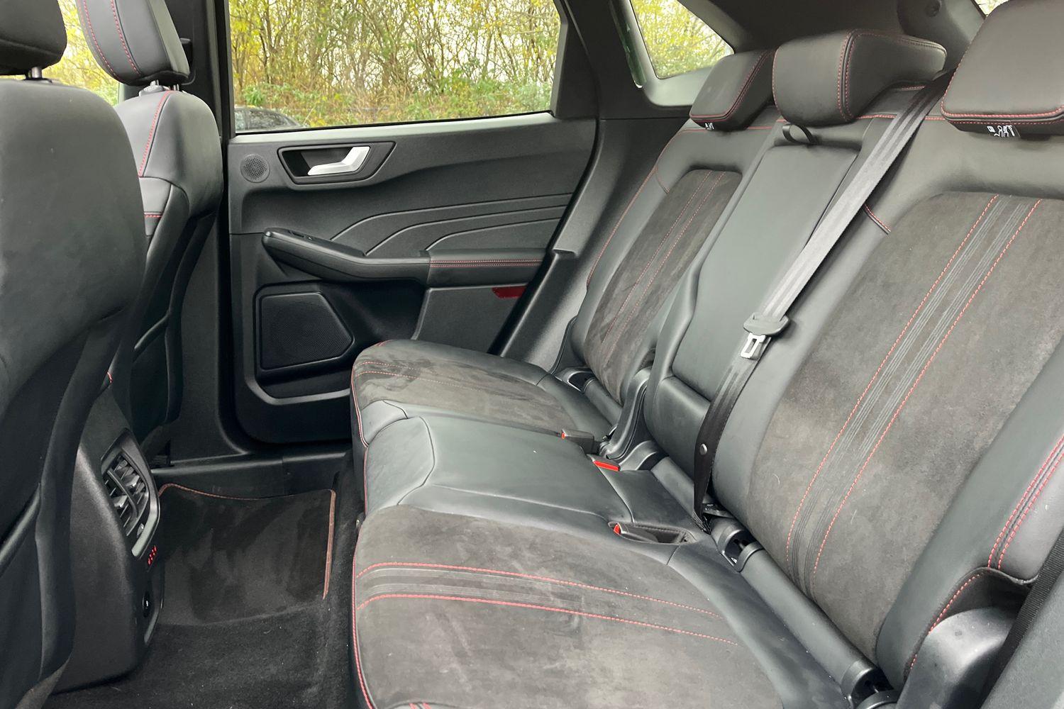 Ford KUGA Photo 34