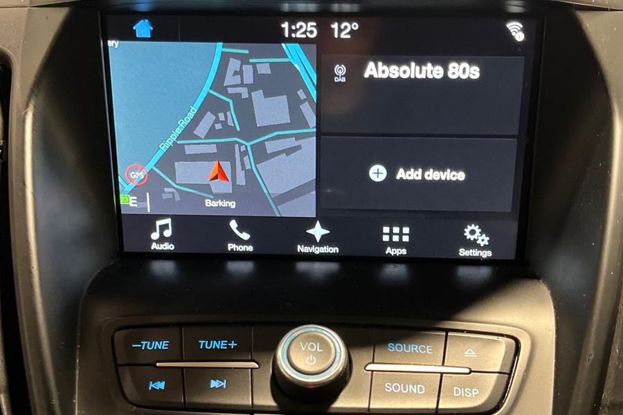 Ford KUGA Photo autoimg-c44e3e2f6c6c6c1266dc42334a473769ab6e060a.jpg