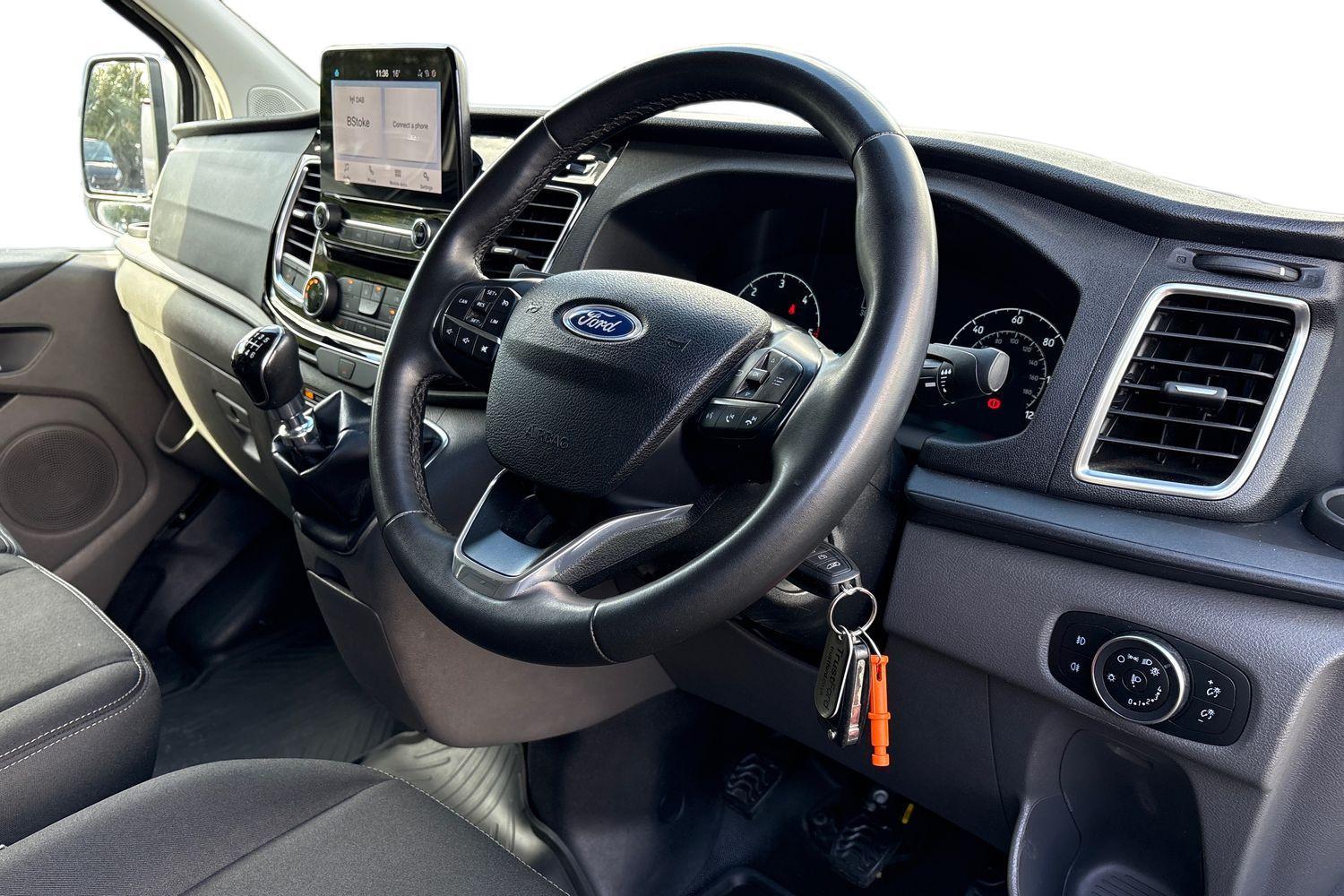 Ford TRANSIT CUSTOM Photo 13