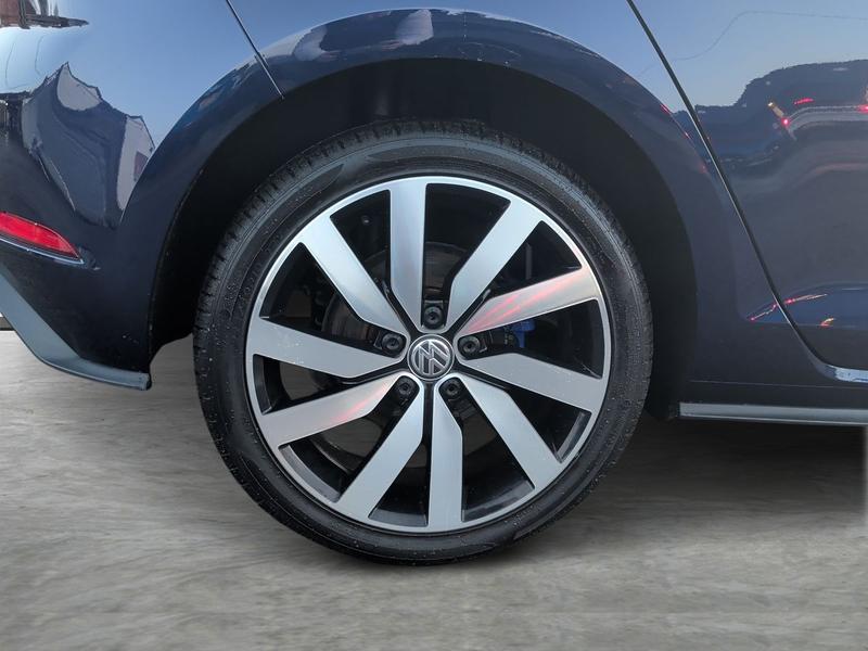 Used Volkswagen Golf NV20MSU 9