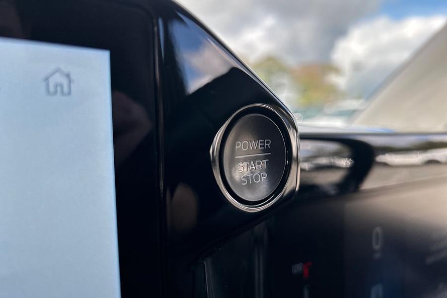 Ford TRANSIT CUSTOM Photo autoimg-c4569414b675f86325f5fe5956db8d85d3020ea8.jpg