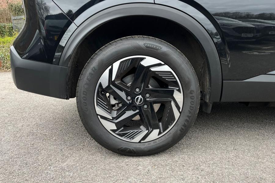 Nissan Qashqai Photo autoimg-c45ab40a618405c323bdbd349adcc43fc11f097b.jpg