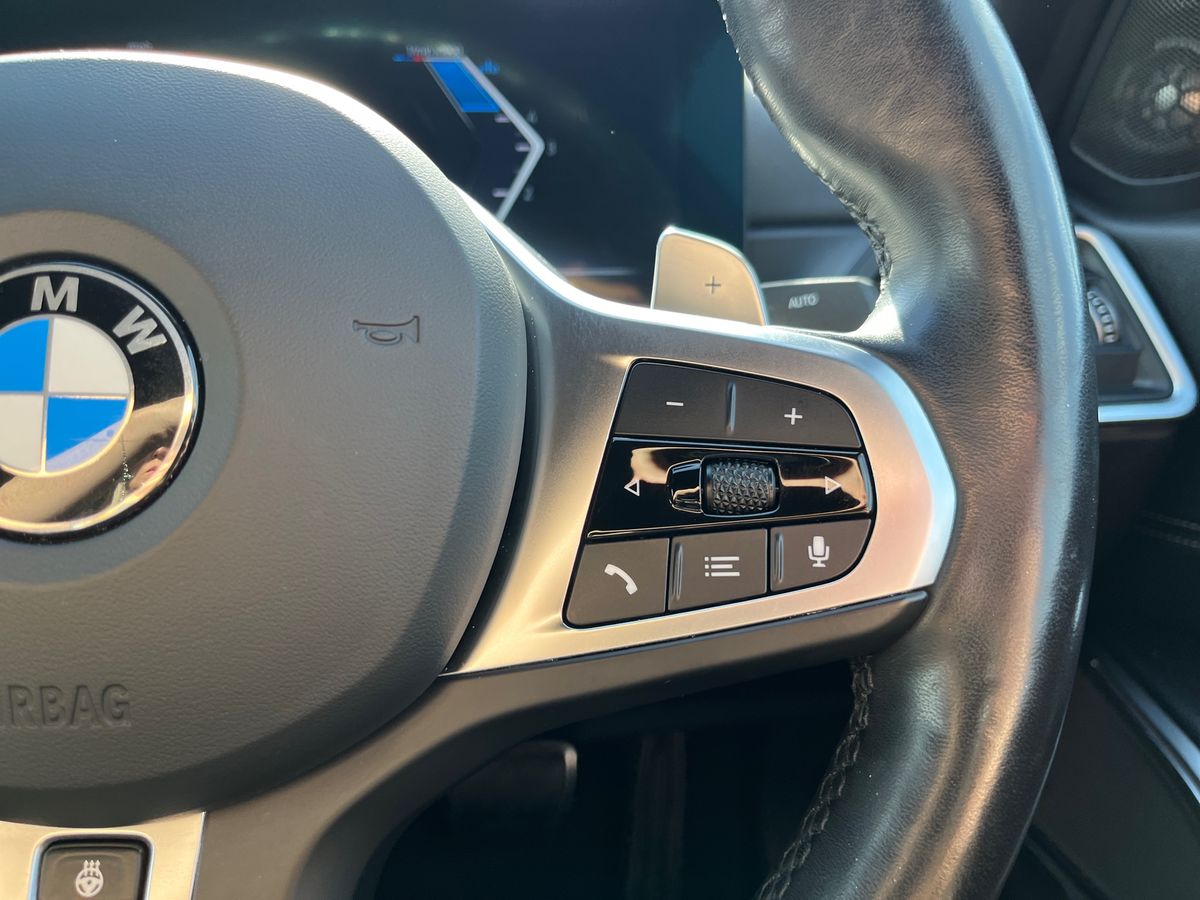 BMW 3 Series Photo 16