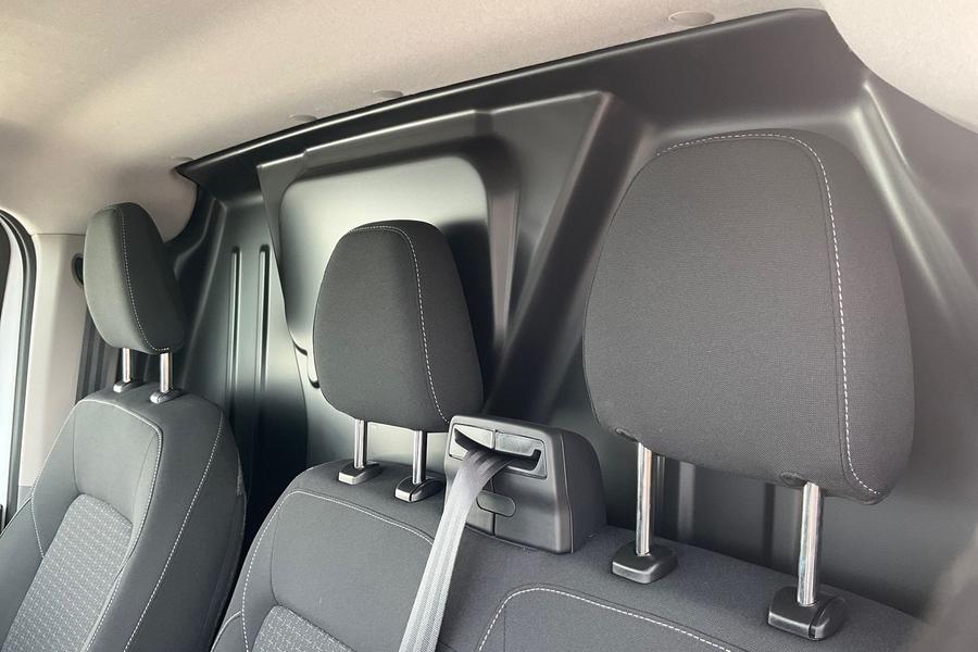 Ford E-Transit Custom Photo autoimg-c45b61bc51838adef66632e797bd7f8c32dac702.jpg