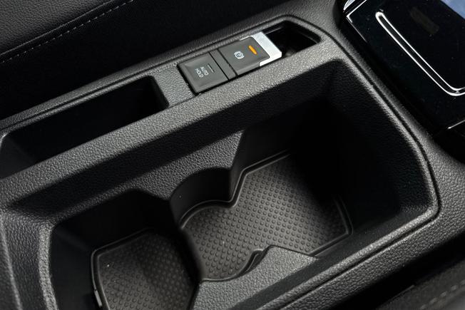 VOLKSWAGEN T-Roc Photo 39