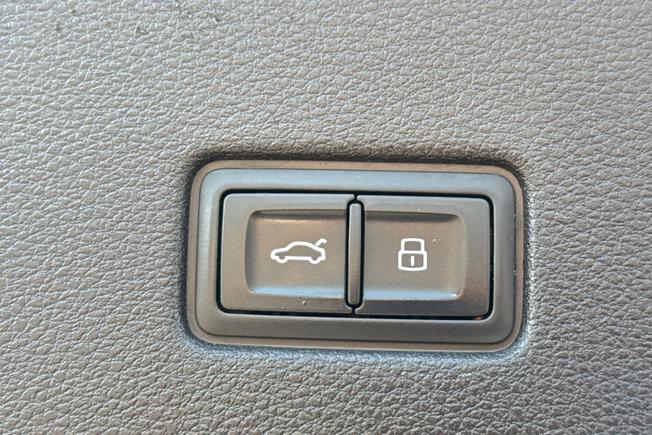 AUDI Sq8 Photo 29