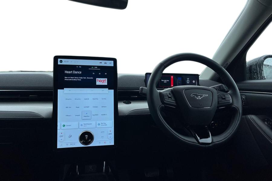 Ford MUSTANG MACH-E Photo autoimg-c45e150fb78b70f7dc84fedfb0264edb3d3a24b9.jpg