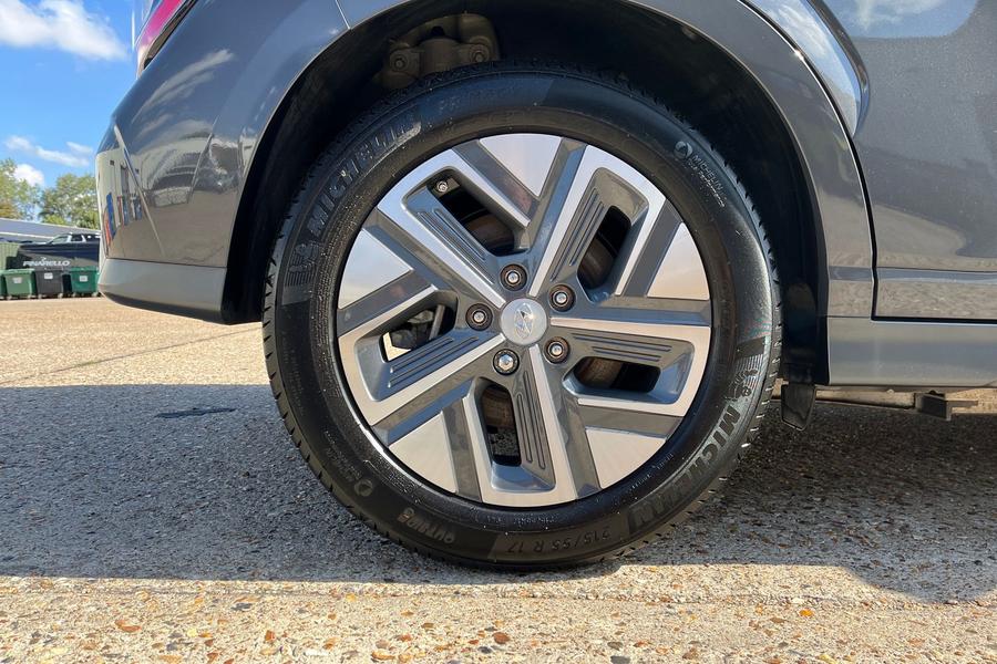 Hyundai KONA Photo autoimg-c45e549328c8509cdd47cf78e32a9e26bf598ba0.jpg