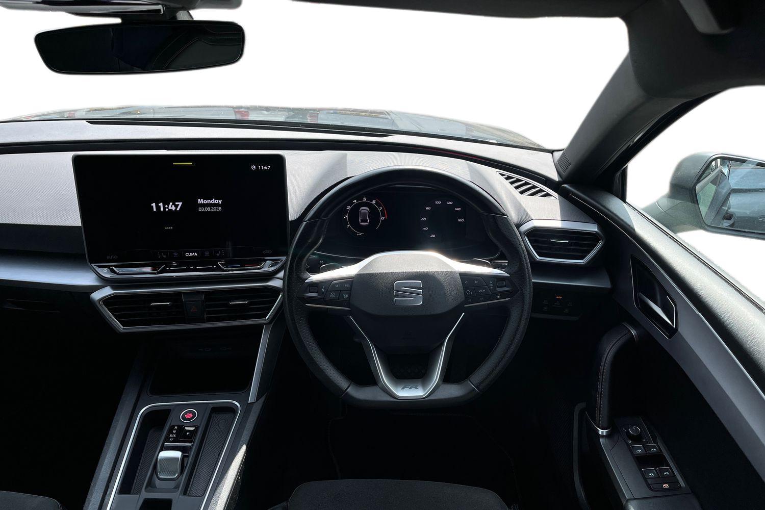 SEAT LEON Photo 10