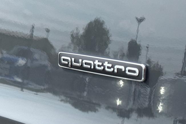 AUDI  A6 Sportback Photo 45