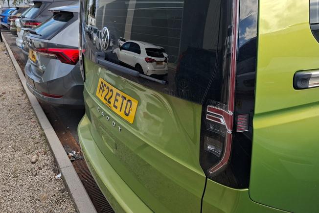 VOLKSWAGEN Caddy Maxi Photo 18