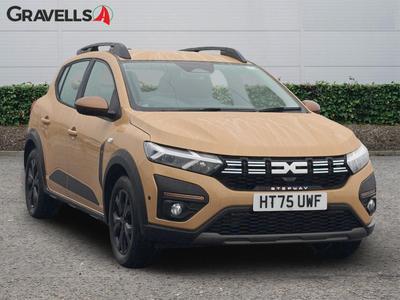 Used 2026 Dacia SANDERO STEPWAY 1.0 TCe EXTREME Hatchback 5dr Petrol Manual Euro 6 (s/s) (90 ps) Beige at Gravells